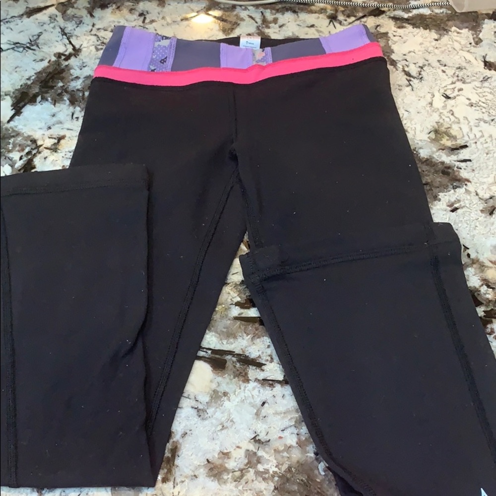 Lululemon athletic- ivivva Yoga pants